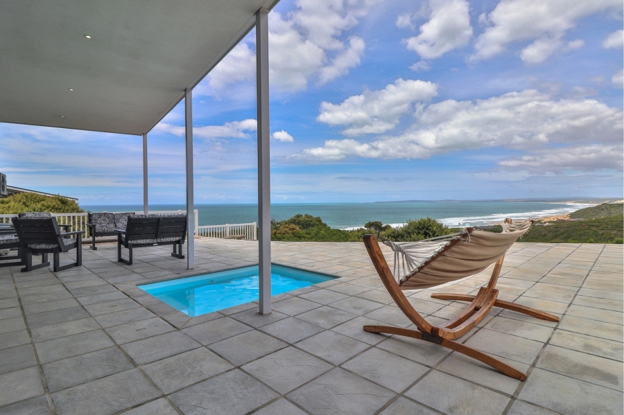 4 Bedroom Property for Sale in Moquini Coastal Estate Western Cape